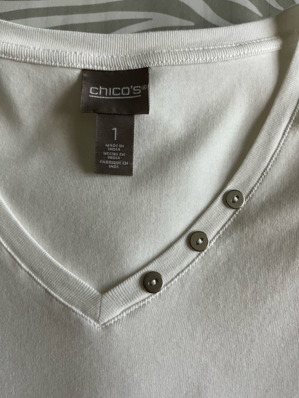 Chico's White V-Neck Top with Silver Snap Accents 3/4 sleeve